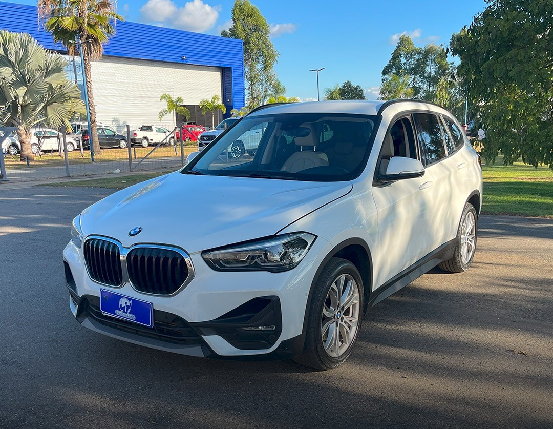 LOTE 09 BMW/X1 S20I ACTIVEFLEX - 2020/2021