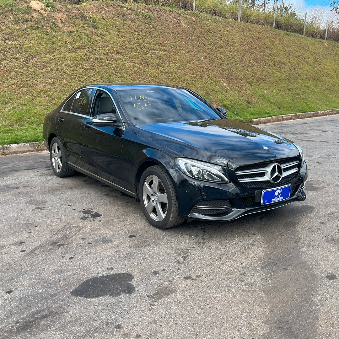 LOTE 30 MERCEDES-BENZ C-200 - 2014/2014