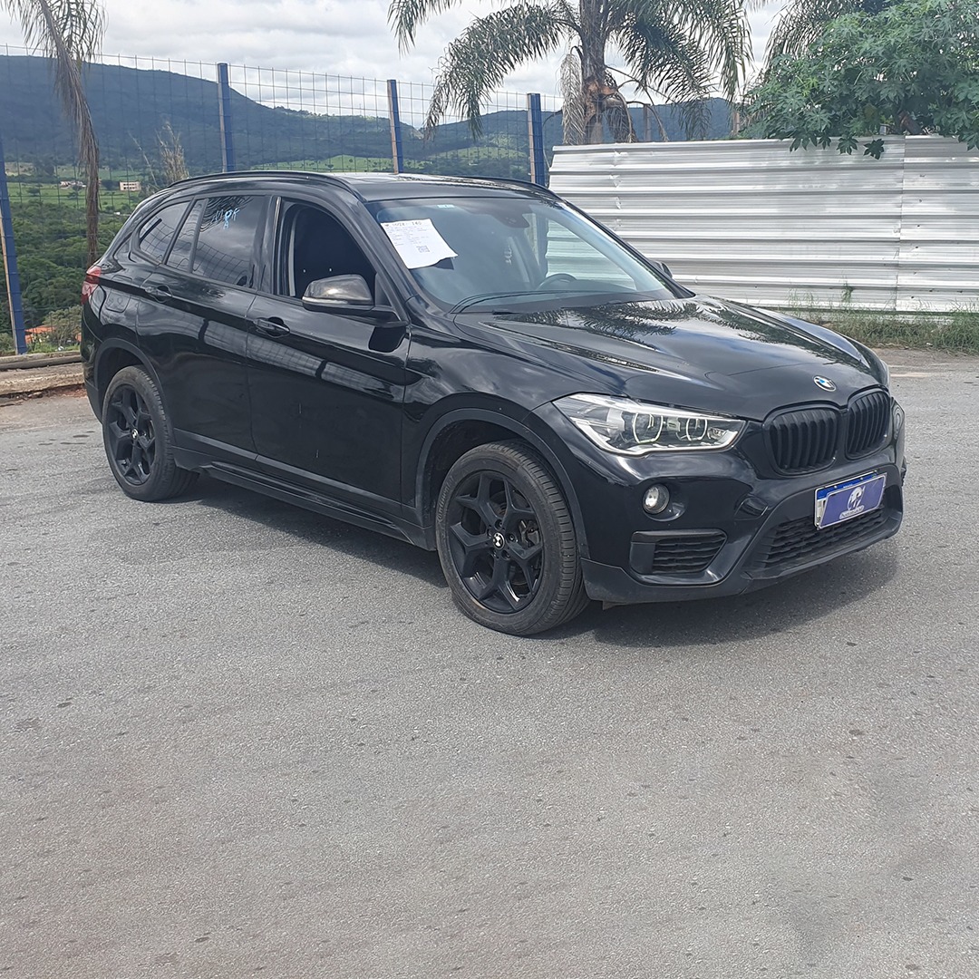 LOTE 07 BMW/X1 S20I ACTIVEFLEX - 2017/2018